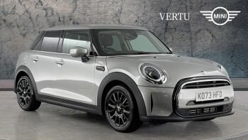 MINI Hatchback 1.5 Cooper Classic Premium 5dr Auto Petrol Hatchback